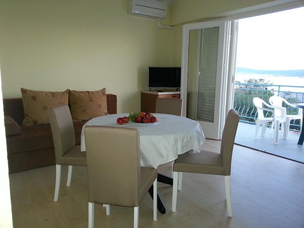 Apartmani Ante Crikvenica Exteriör bild
