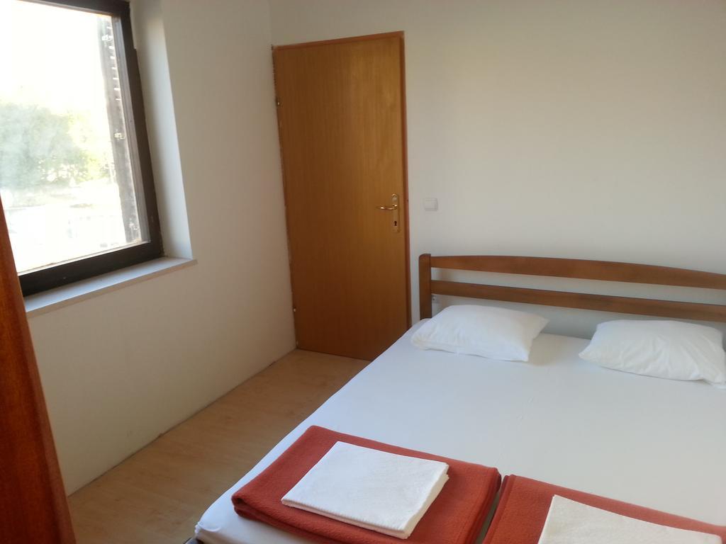 Apartmani Ante Crikvenica Exteriör bild